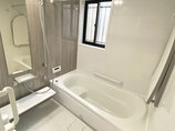 バスルームリフォーム明るく過ごしやすい空間になったバスルームと洗面所